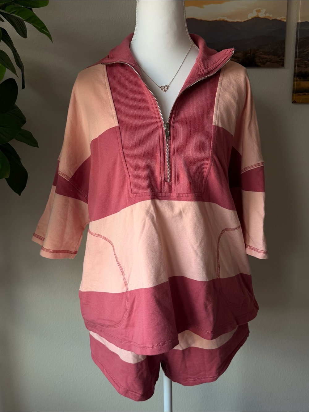 Retro Colorblock Half-Zip Shorts Set